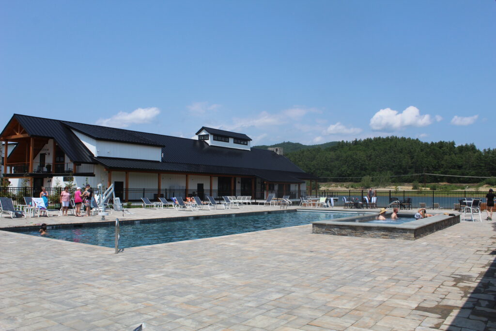 The BoatHouse_Outdoor_swimming_pool